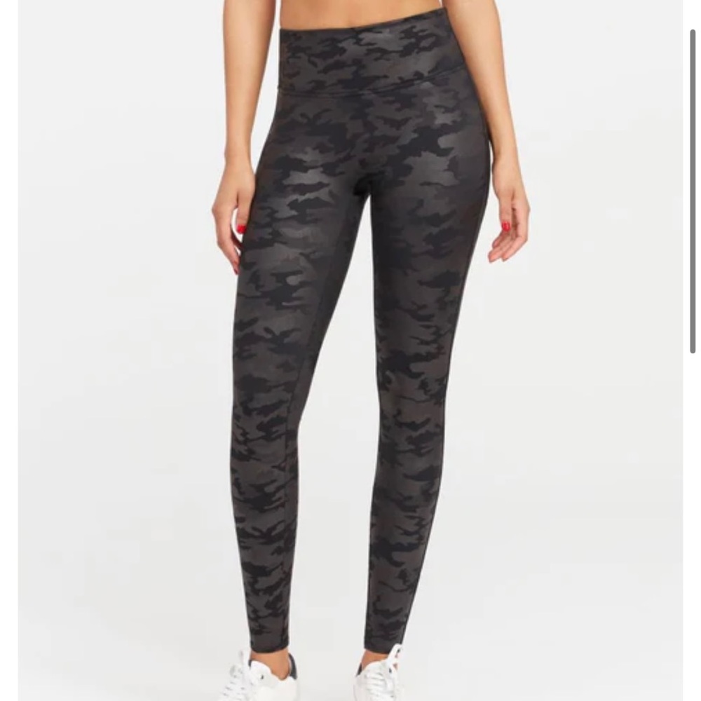 NWOT Spanx Faux Leather Camo Leggings